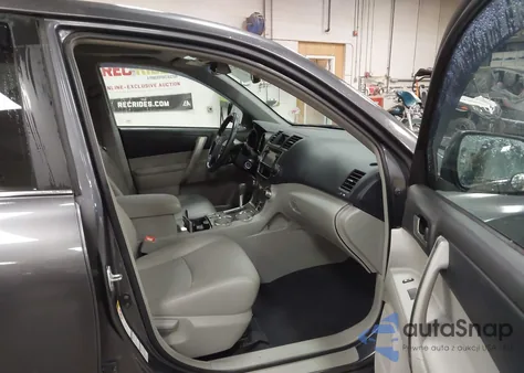 2013 Toyota Highlander Se V6 from USA, damaged, VIN 5TDBK3EH6DS256360